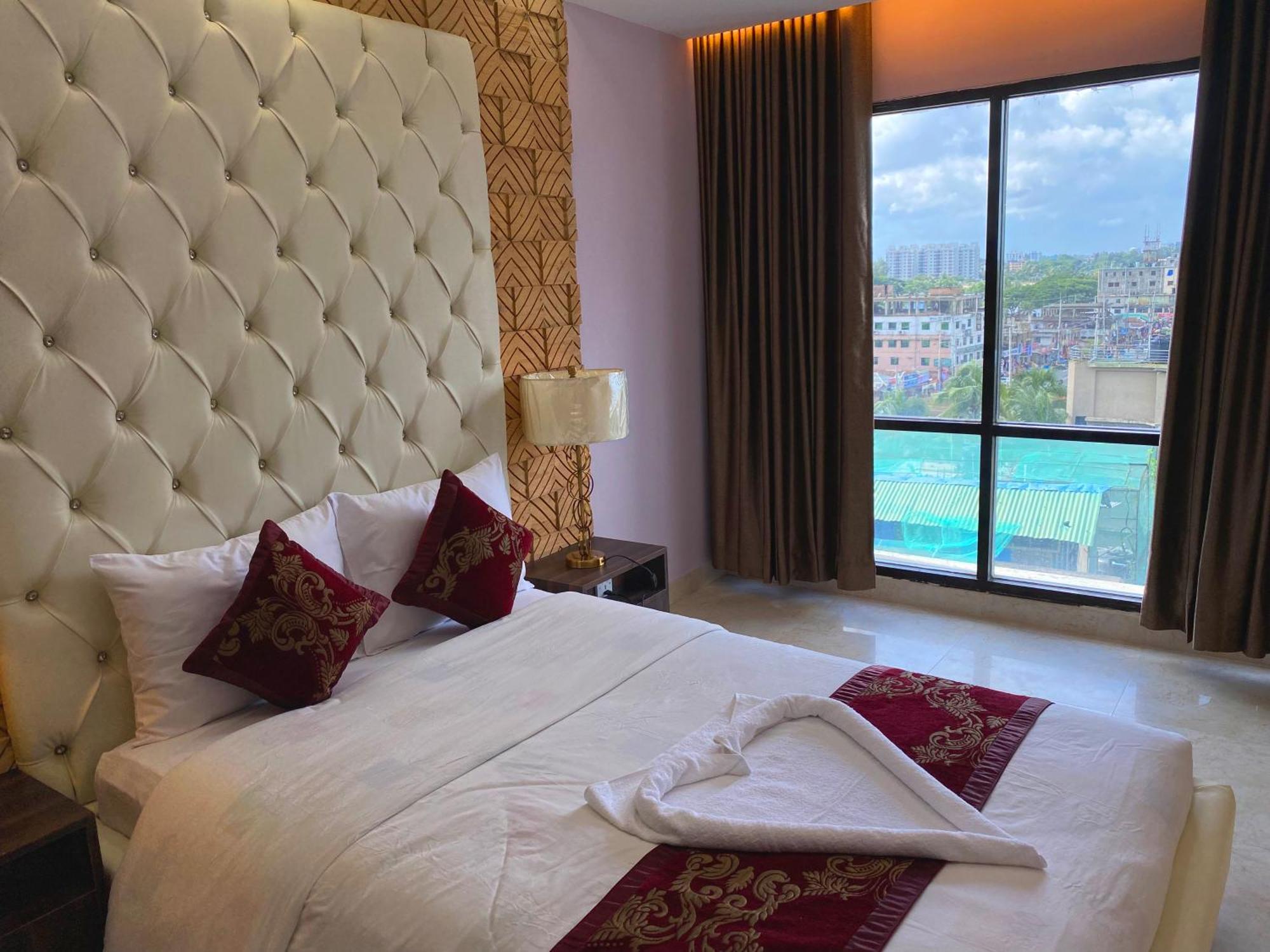 Hotel Valentino Noakhali Eksteriør billede