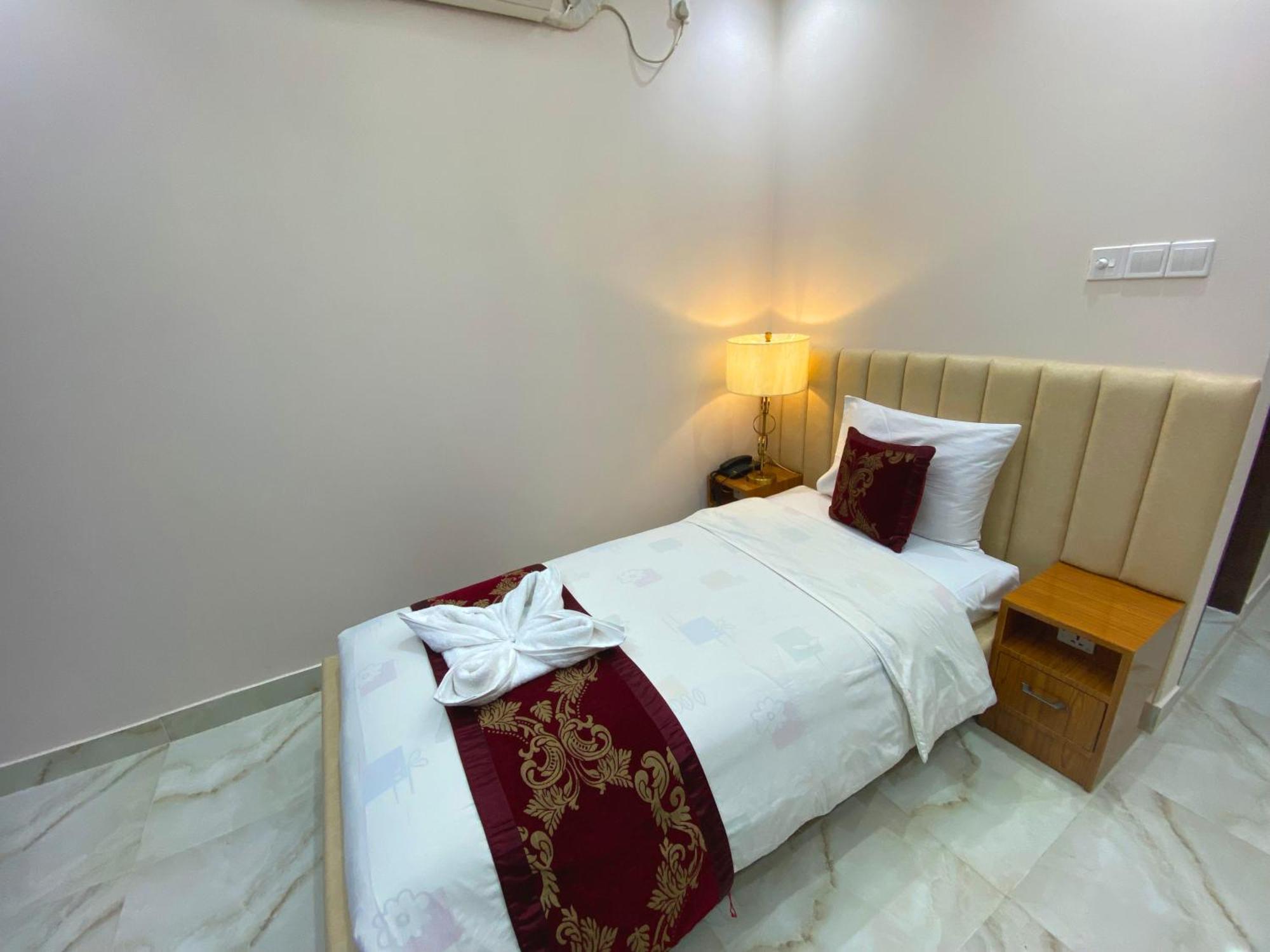 Hotel Valentino Noakhali Eksteriør billede